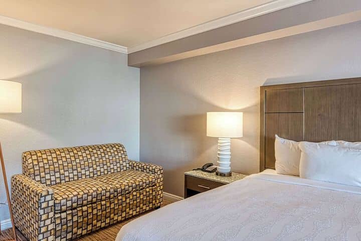 Room 54 of 150