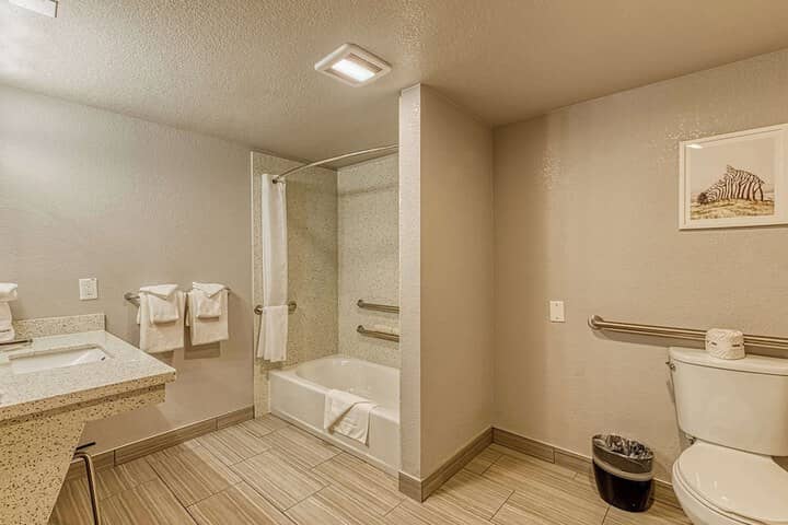 Room 44 of 150