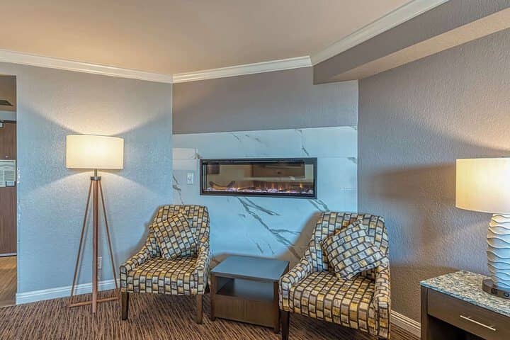 Room 20 of 150