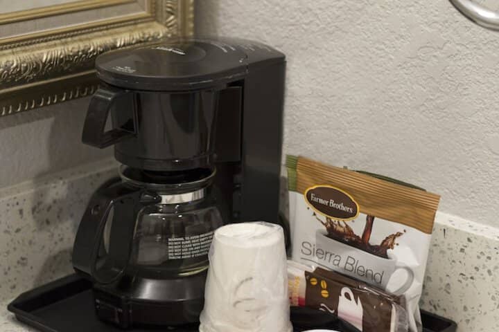 Breakfast/Coffee Service 102 of 150