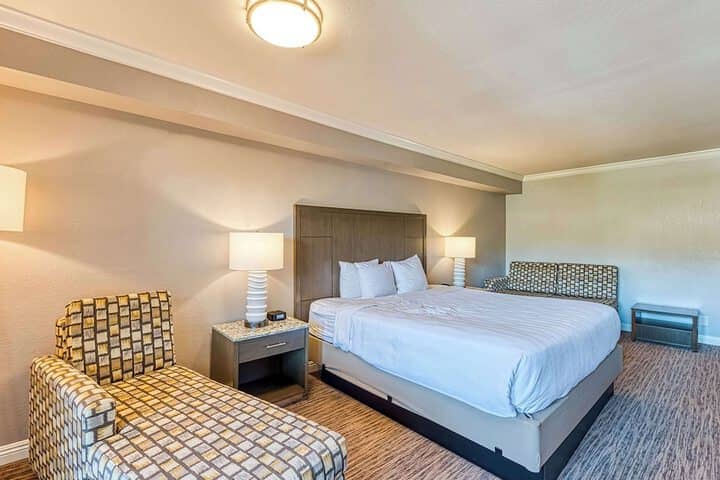 Room 50 of 150