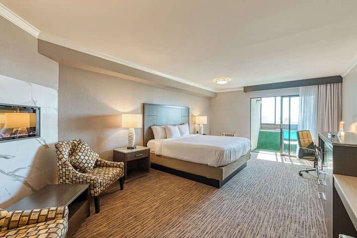 Room 15 of 150